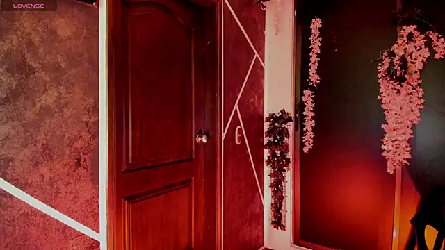 SexyNaf online show from November 6, 8:35 pm