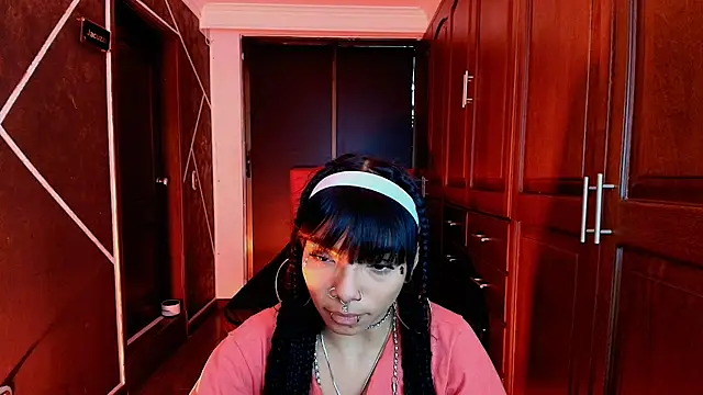 Snapshot of SexyNaf chatting on March 10, 7:07 pm SexyNaf online show from March 10, 7:07 pm