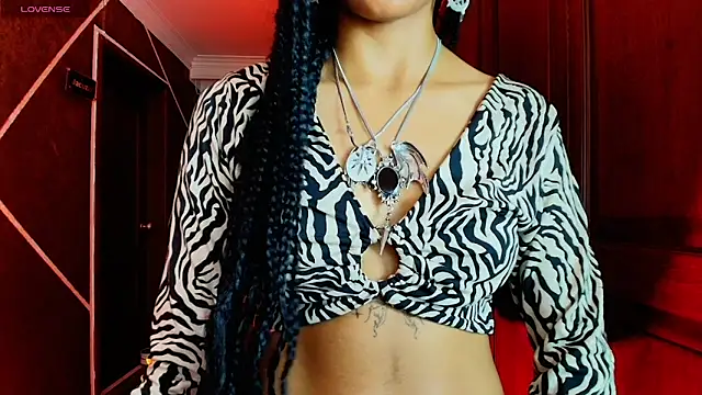 Snapshot of SexyNaf chatting on March 18, 9:10 pm SexyNaf online show from March 18, 9:10 pm