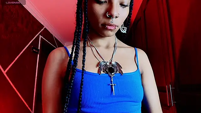 Snapshot of SexyNaf chatting on March 15, 7:59 pm SexyNaf online show from March 15, 7:59 pm