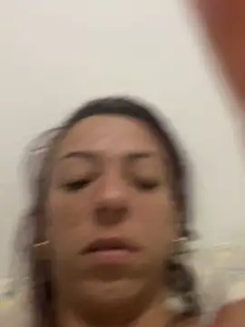 leelecarolinna online show from February 16, 1:37 am
