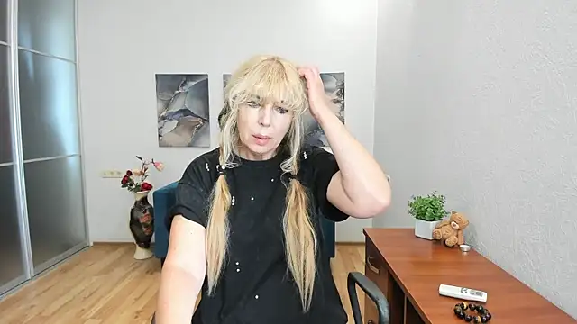 Anna Diax online show from July 24, 11:50 am