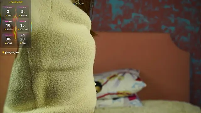 AnnaSiren online show from March 11, 3:17 pm