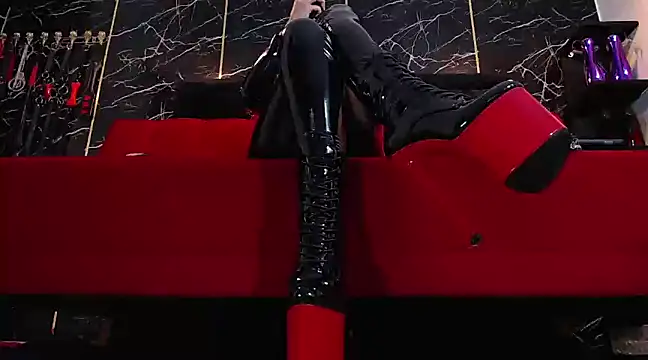 Snapshot of KatyMore_ chatting on March 9, 6:00 pm KatyMore online show from March 9, 6:00 pm