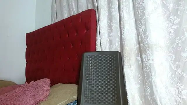 Snapshot of cristinamontiel chatting on October 11, 2:29 pm cristinamontiel online show from October 11, 2:29 pm