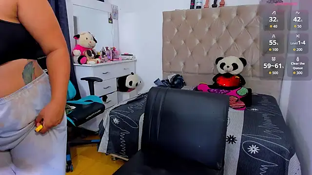 Snapshot of lulu_ferrer chatting on November 25, 8:58 am lulu ferrer online show from November 25, 8:58 am