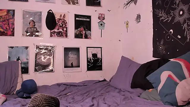 hothoneychile online show from April 13, 1:09 am