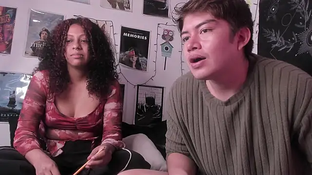 hothoneychile online show from November 14, 3:05 pm