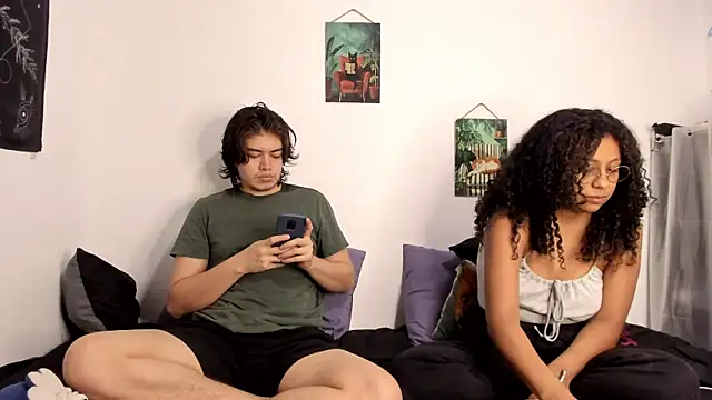 hothoneychile online show from July 1, 5:30 am
