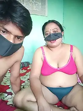 Group Of Lust online show from May 16, 2:32 am