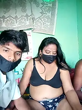 Group Of Lust online show from April 14, 2:16 am