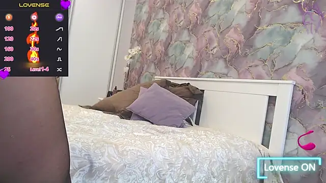 deliciousRose online show from November 18, 5:11 am