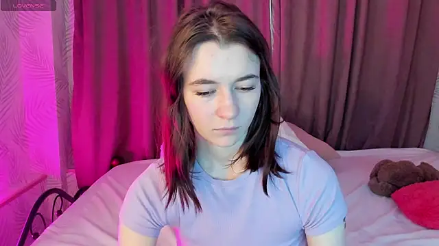 Snapshot of Aisha_Skinny chatting on February 4, 3:11 am Aisha Skinny online show from February 4, 3:11 am