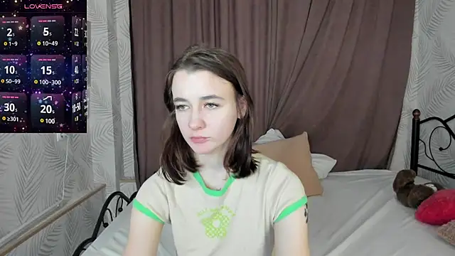 Snapshot of Aisha_Skinny chatting on January 30, 3:00 am Aisha Skinny online show from January 30, 3:00 am