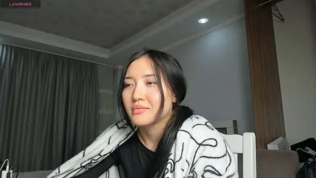 Snapshot of kirigaya_asuna chatting on December 14, 3:36 pm kirigaya asuna online show from December 14, 3:36 pm