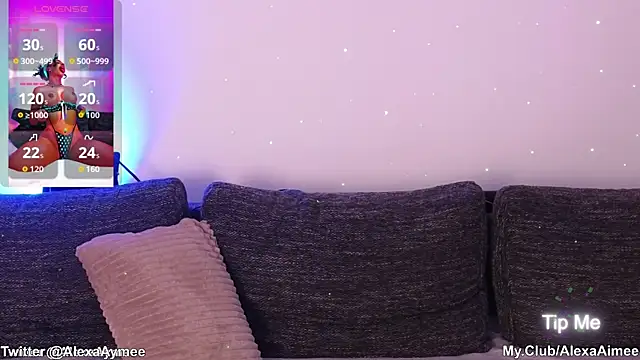 AlexaAimee online show from December 21, 10:43 pm