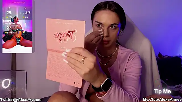 Snapshot of AlexaAimee chatting on October 6, 7:47 pm AlexaAimee online show from October 6, 7:47 pm