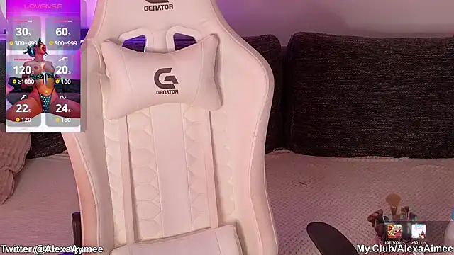 AlexaAimee online show from March 4, 12:13 pm