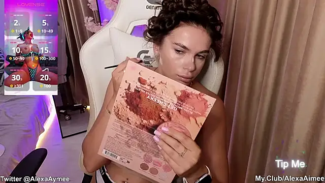 Snapshot of AlexaAimee chatting on July 9, 3:51 am AlexaAimee online show from July 9, 3:51 am