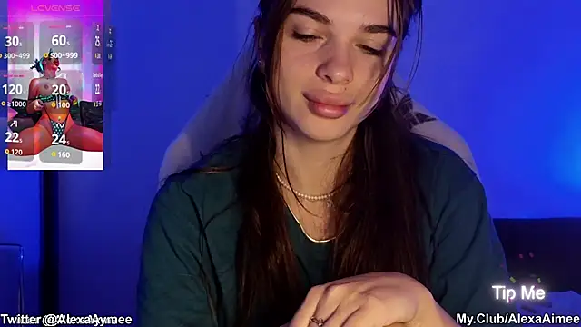 Snapshot of AlexaAimee chatting on November 16, 11:08 pm AlexaAimee online show from November 16, 11:08 pm