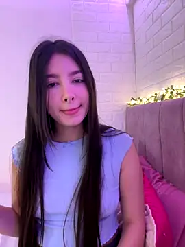 Snapshot of annaharper- chatting on September 22, 6:47 pm annaharper- online show from September 22, 6:47 pm