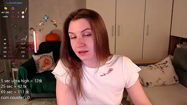 Snapshot of your_jane chatting on October 3, 2:37 am your jane online show from October 3, 2:37 am