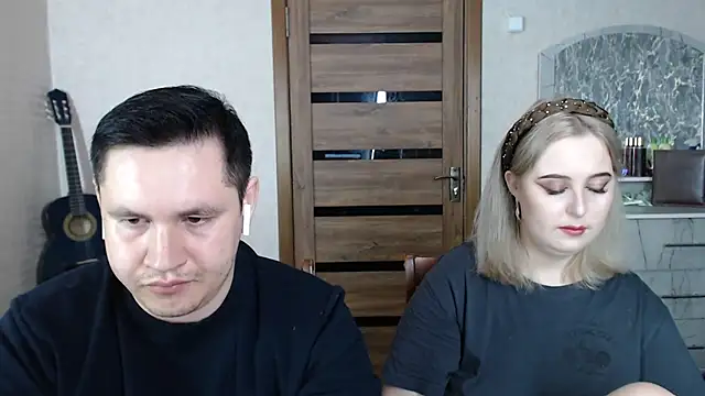 Snapshot of Kristy-Max chatting on March 3, 6:03 pm Kristy-Max online show from March 3, 6:03 pm