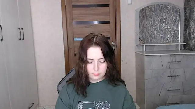 Kristy-Max online show from November 24, 11:05 pm