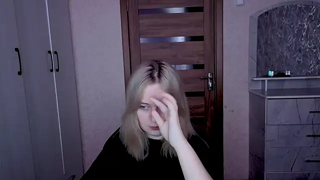 Kristy-Max online show from February 13, 8:03 am