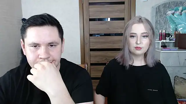 Snapshot of Kristy-Max chatting on March 9, 9:36 pm Kristy-Max online show from March 9, 9:36 pm