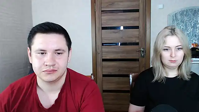 Snapshot of Kristy-Max chatting on March 20, 3:13 am Kristy-Max online show from March 20, 3:13 am