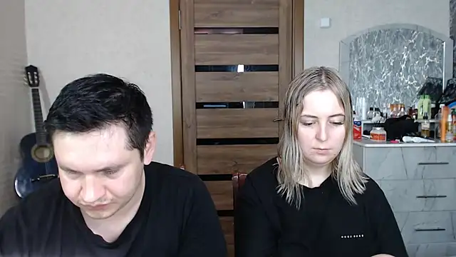 Snapshot of Kristy-Max chatting on March 21, 6:16 am Kristy-Max online show from March 21, 6:16 am