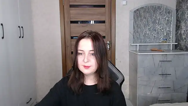 Kristy-Max online show from November 12, 9:02 am