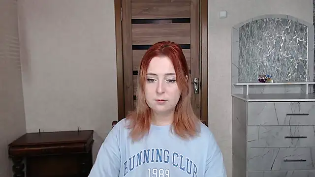Snapshot of Kristy-Max chatting on September 22, 10:10 am Kristy-Max online show from September 22, 10:10 am