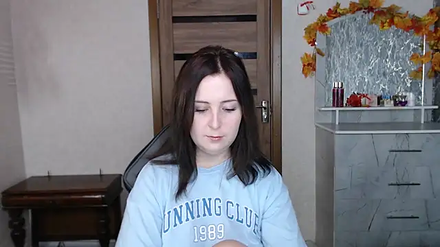 Snapshot of Kristy-Max chatting on October 8, 8:31 pm Kristy-Max online show from October 8, 8:31 pm