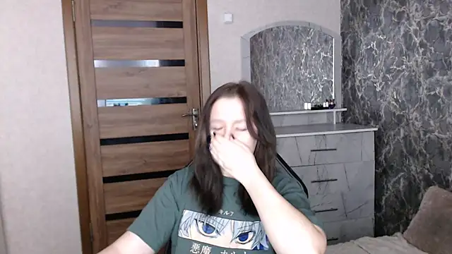 Kristy-Max online show from December 21, 8:31 pm