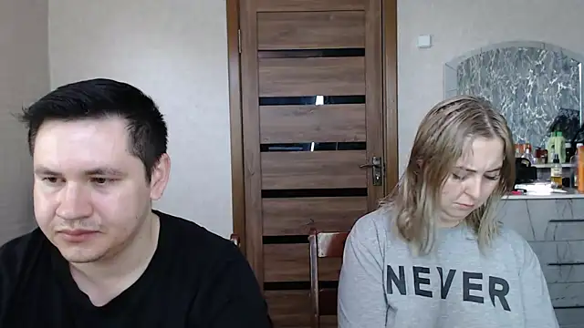 Snapshot of Kristy-Max chatting on March 21, 3:12 am Kristy-Max online show from March 21, 3:12 am