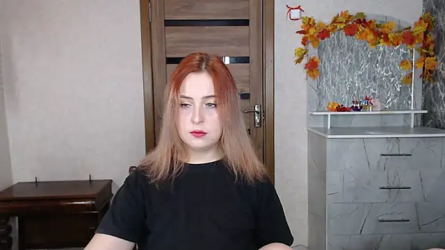 Snapshot of Kristy-Max chatting on September 27, 6:36 pm Kristy-Max online show from September 27, 6:36 pm