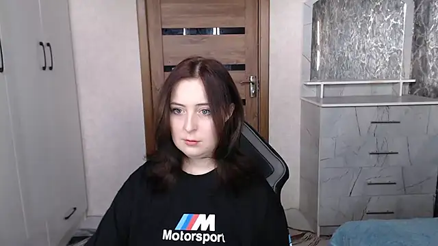 Kristy-Max online show from November 1, 10:42 am