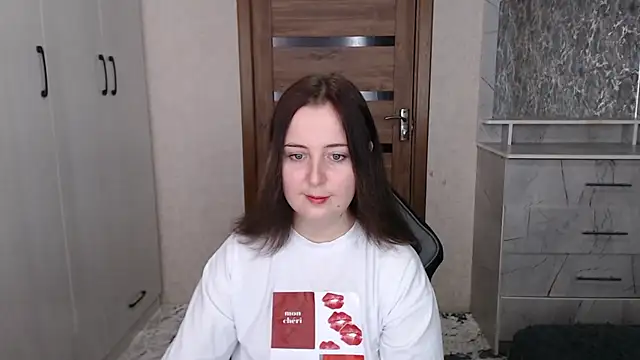 Kristy-Max online show from November 21, 6:23 am