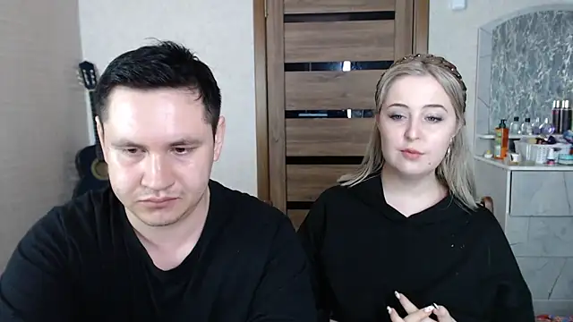 Snapshot of Kristy-Max chatting on March 2, 11:52 am Kristy-Max online show from March 2, 11:52 am