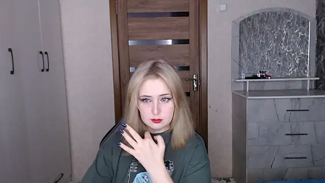 Kristy-Max online show from January 5, 9:07 pm