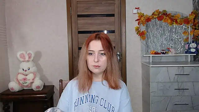 Snapshot of Kristy-Max chatting on September 29, 8:10 am Kristy-Max online show from September 29, 8:10 am