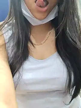 Snapshot of Mylovesana chatting on May 2, 9:03 am Mylovesana online show from May 2, 9:03 am