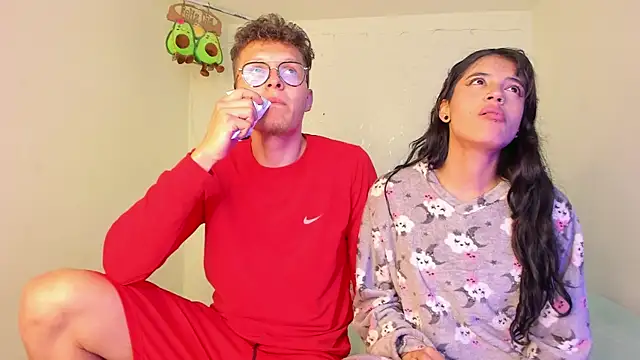 Snapshot of CelesteXCute chatting on March 7, 12:37 am CelesteXCute online show from March 7, 12:37 am