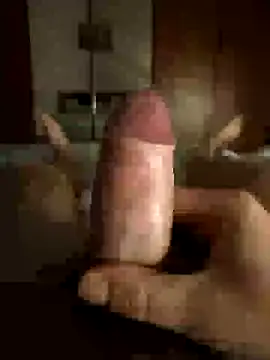 Snapshot of user_662 chatting on February 6, 11:20 am user 662 online show from February 6, 11:20 am