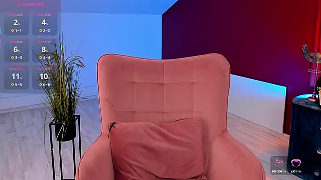 Snapshot of CherieDane chatting on October 10, 12:17 pm CherieDane online show from October 10, 12:17 pm