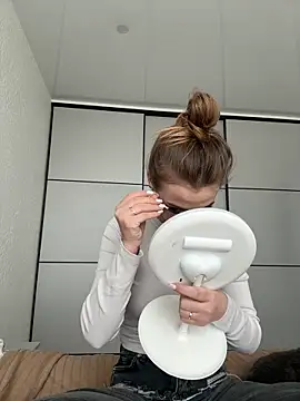 CherieDane online show from March 29, 10:06 am