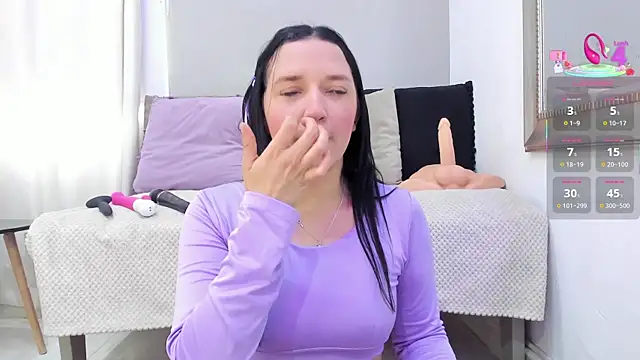  EmilyJireh  online show from January 11, 5:42 pm