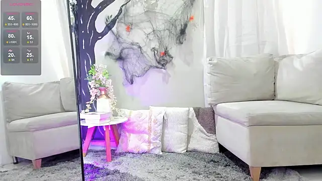  EmilyJireh  online show from October 28, 8:08 pm